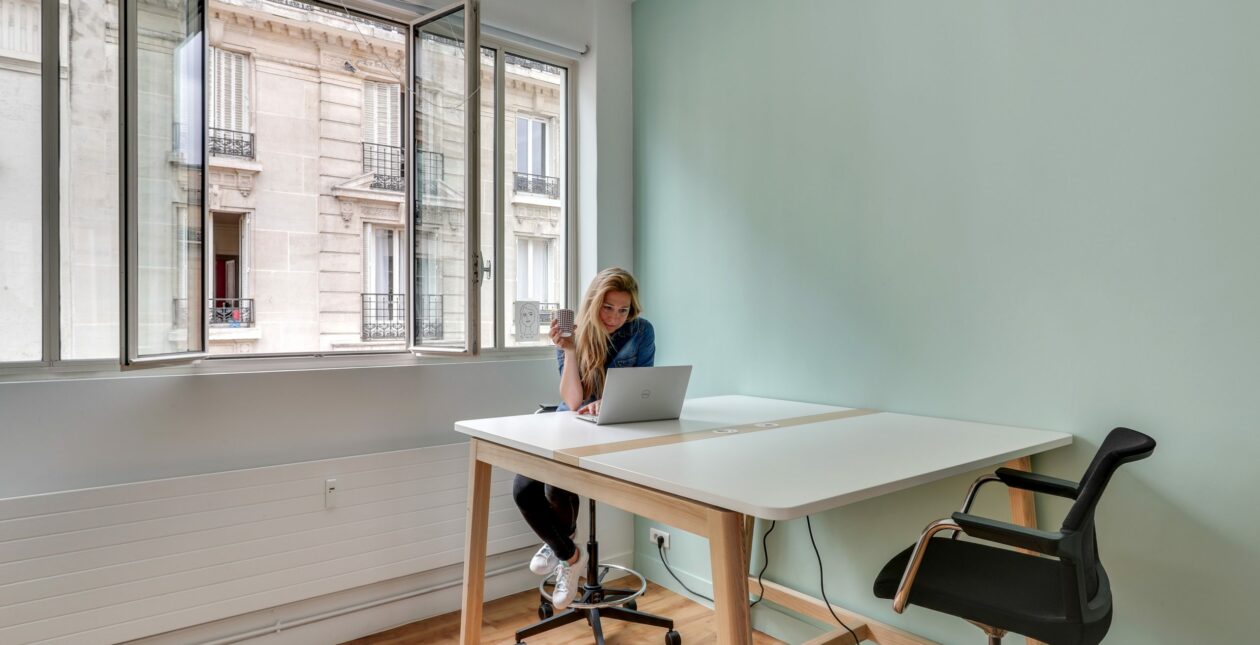 Aménagement Flex Office - Table haute - Proximis - Paris